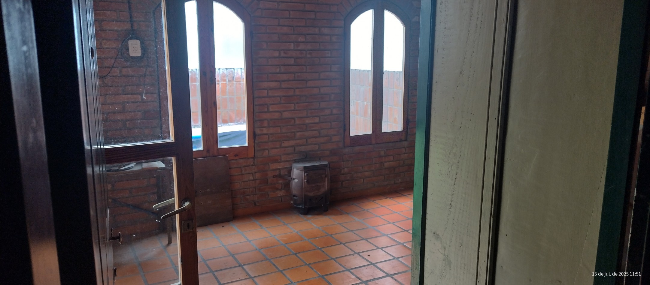 Galpon, quincho, jardin y pileta