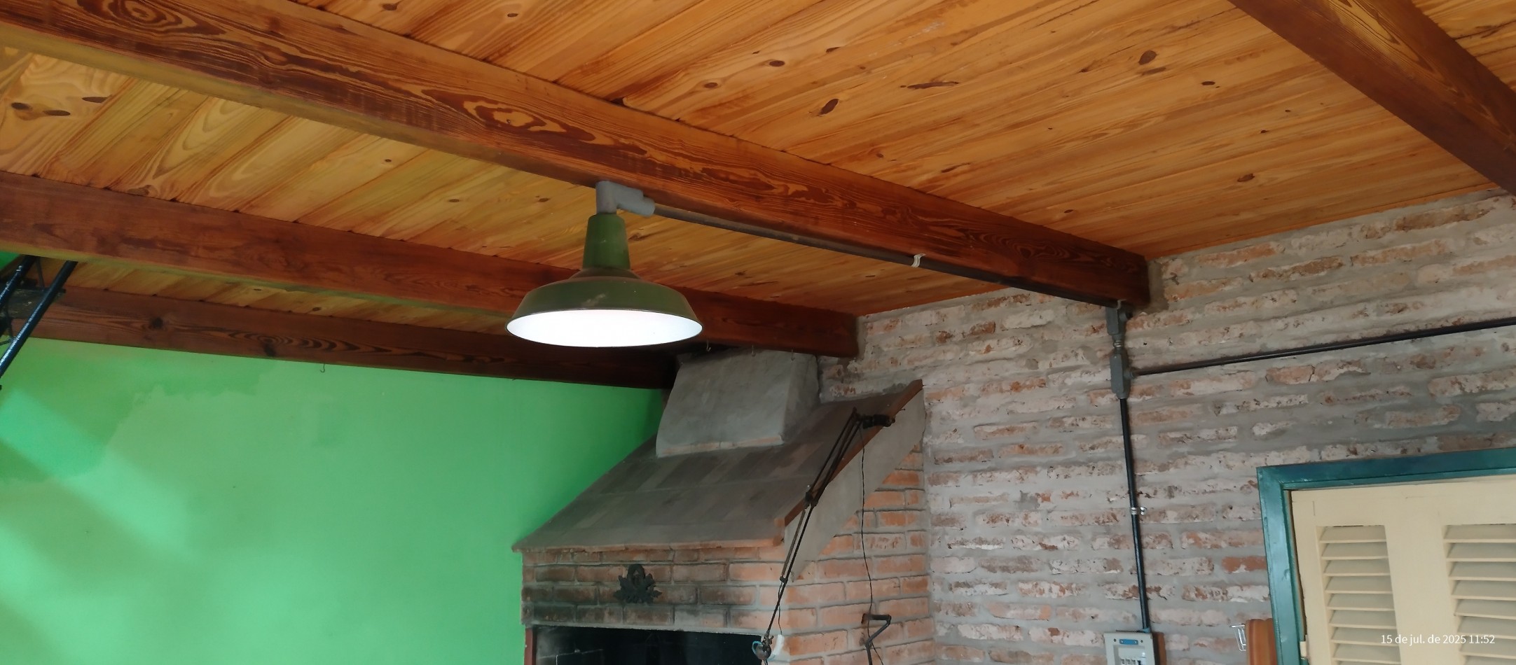 Galpon, quincho, jardin y pileta