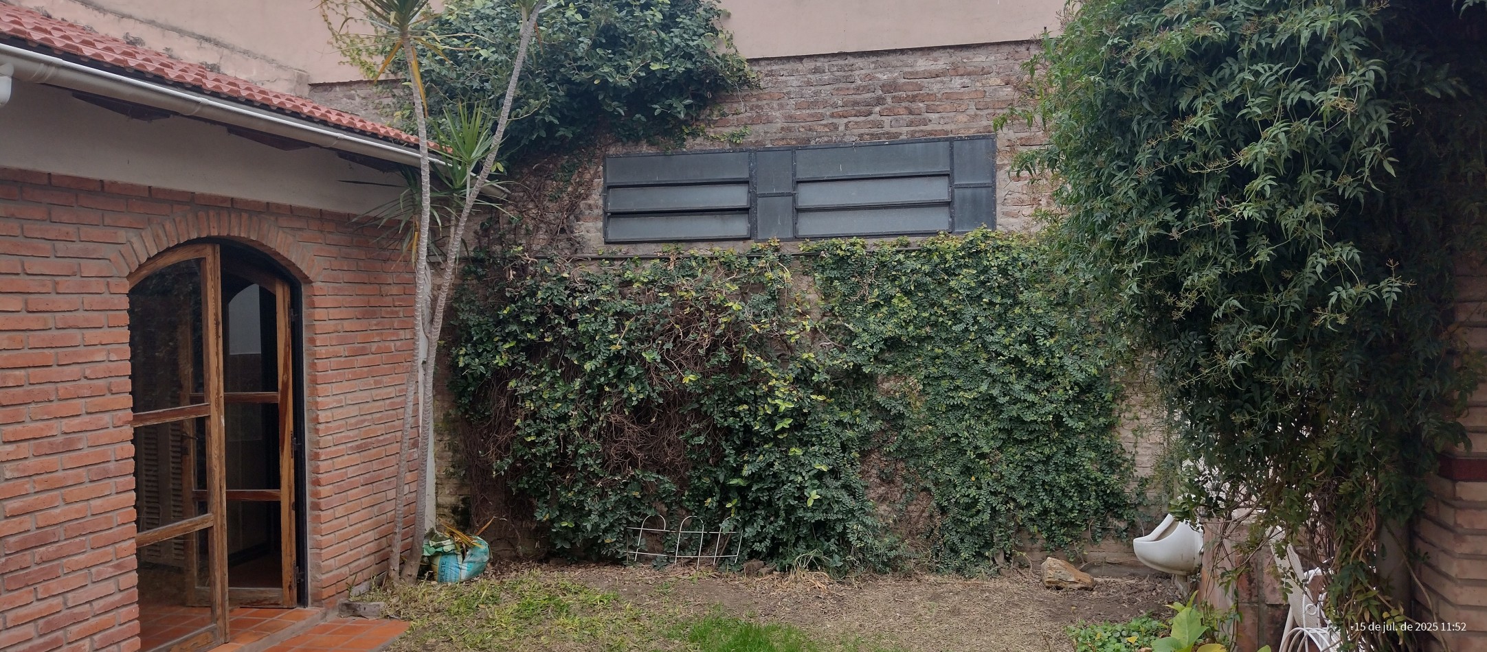 Galpon, quincho, jardin y pileta