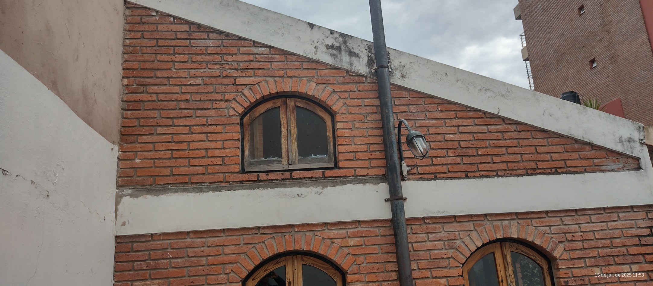 Galpon, quincho, jardin y pileta