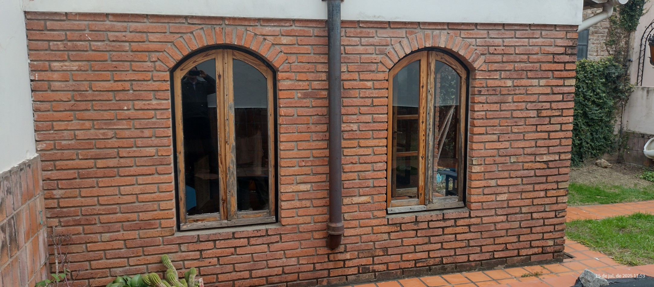 Galpon, quincho, jardin y pileta