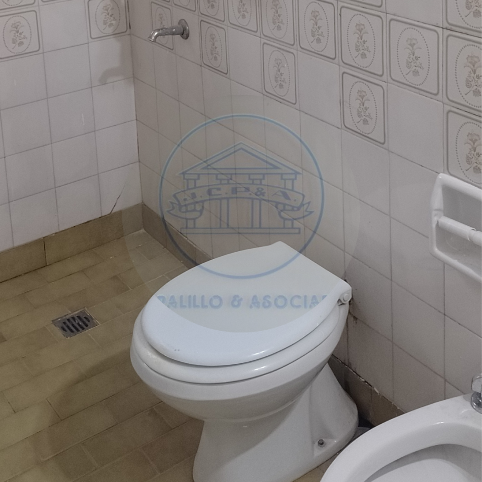 Venta casa con cochera