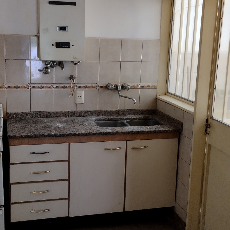 Departamento con patio, externo